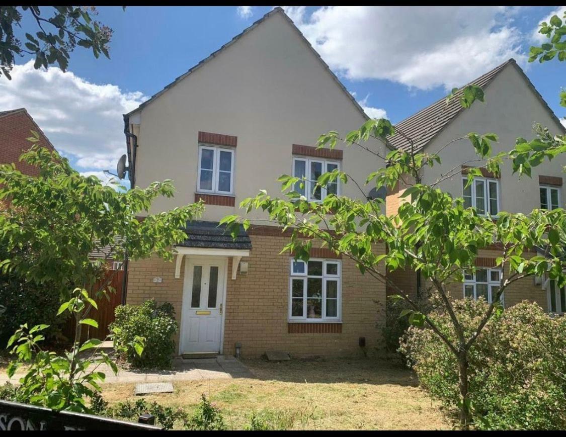 Four-bedrooms Detached House With Driveway Parking Oxford